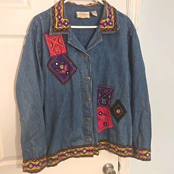 Denim Jacket Vintage with Embroidered Patches - Picture 1 of 13